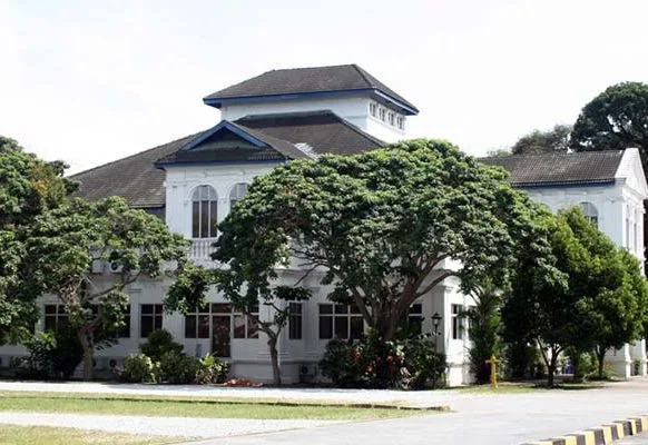 School Photo 5